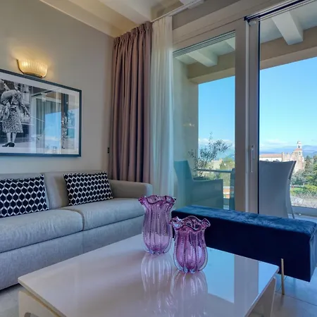 Palazzo Della Scala & 4* 라찌제